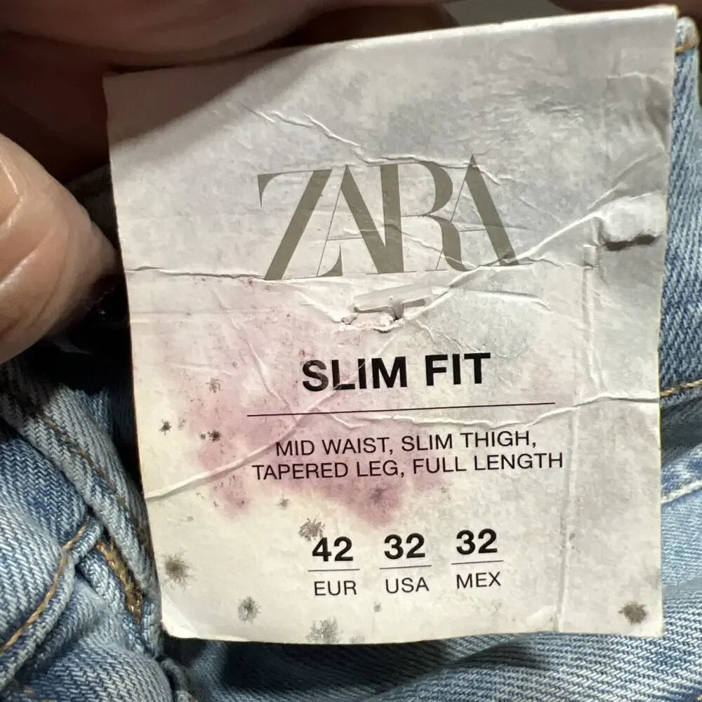Zara Mid Waist Slim Thigh Tapered Leg Jeans Light Blue Wash Mens Size 32 READ